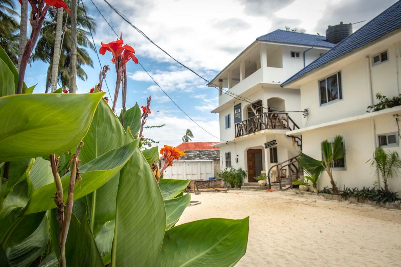 Kite&Active Guesthouse Paje Ngoại thất bức ảnh