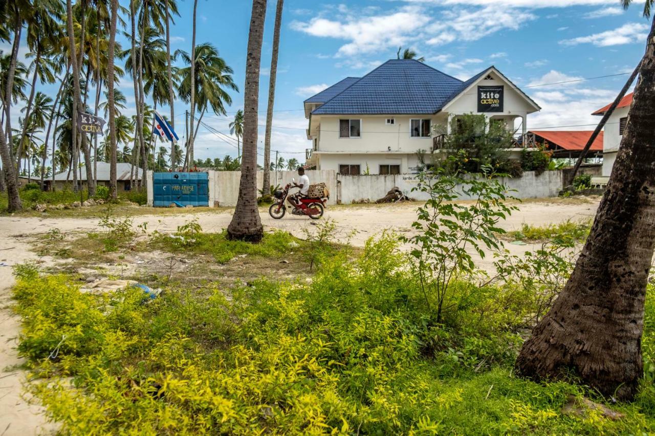 Kite&Active Guesthouse Paje Ngoại thất bức ảnh